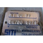 24 RPM 0,75 KW As 35 mm haaks, holle as. Used